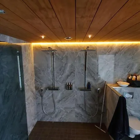 Talo Kaikilla Mukavuuksilla Apartamento Joensuu