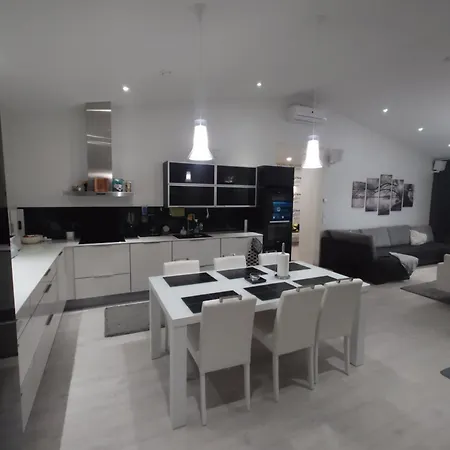 Talo Kaikilla Mukavuuksilla 约恩苏